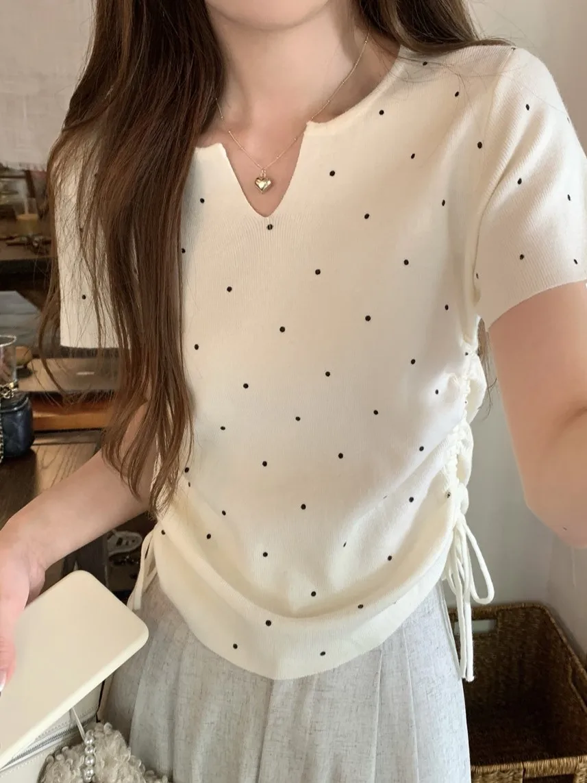 

Korean Style V-Neck Polka Dot Knitted Short Sleeve Women's Summer Slimming Drawstring Top Anti-Aging Fashion Design