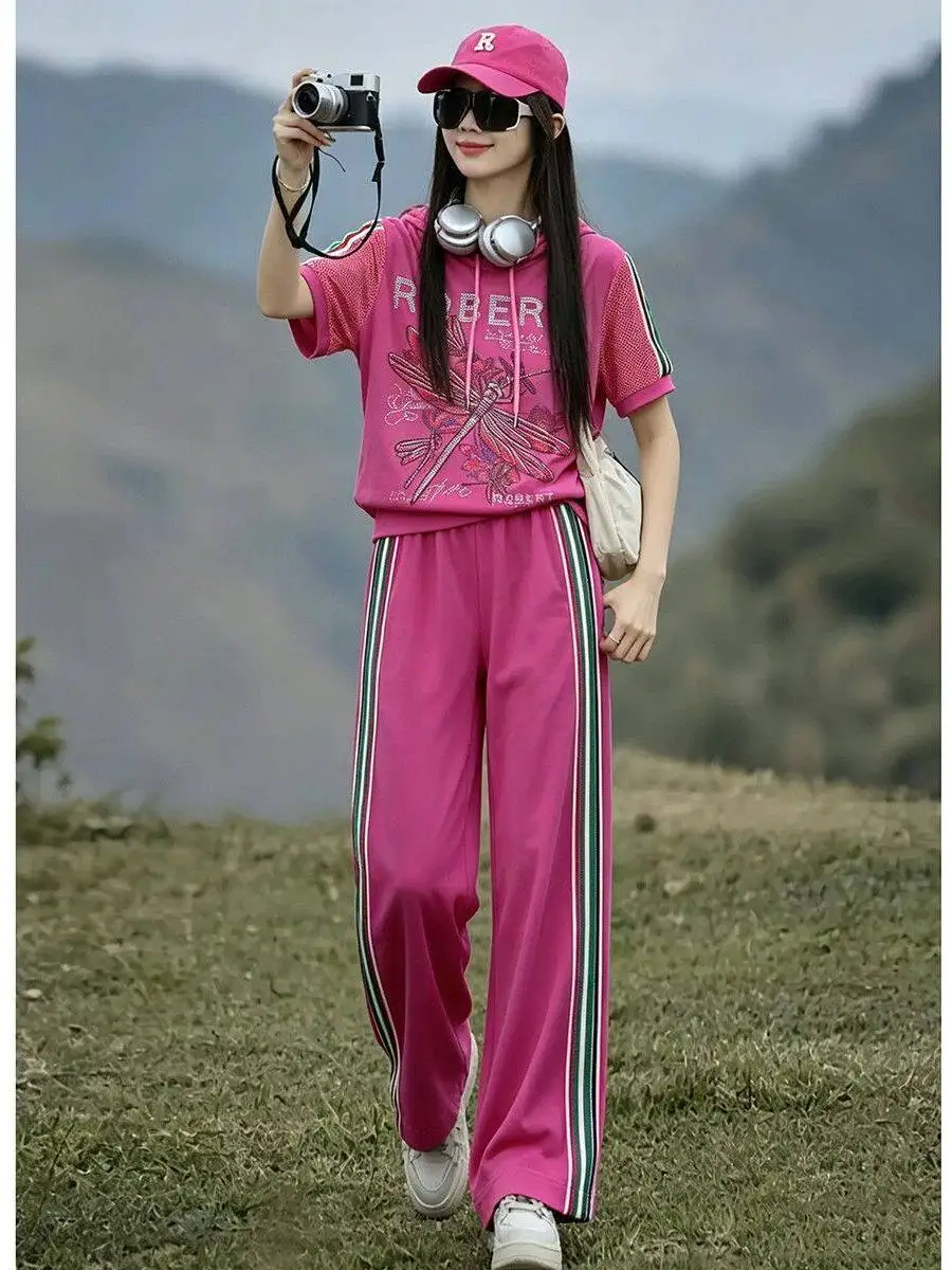 

Fashionable Color Block Hoodie Short Sleeve Sportswear Set for Women Summer 2026 Slimming Two Piece Suit Polyester Fiber