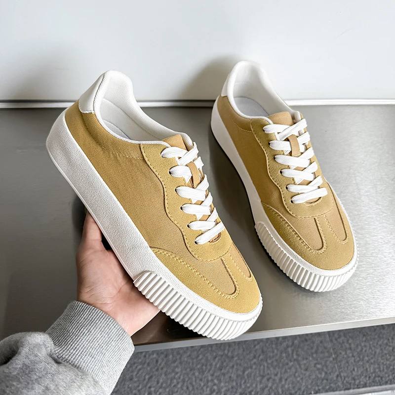 Modern Plain Men Low Cut Sneakers Flexible Cushion Midsole Lace Up Style Light Footwear For Daily Jogging City Shopping