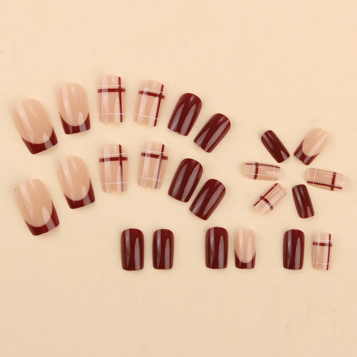 24Pcs/Set Square Medium-Long Press On Nails Y2K Red Grid Fake Nails French Reusable False Nail Christmas Wearing Nails