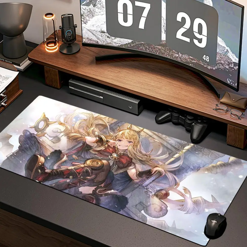 Game Granblue Fantasy Mauspad, neues Computer-Mauspad für Zuhause, XXL-Schreibtischmatten, Naturkautschuk, Büro-Anti-Rutsch-Gaming-Zubehör-Pad