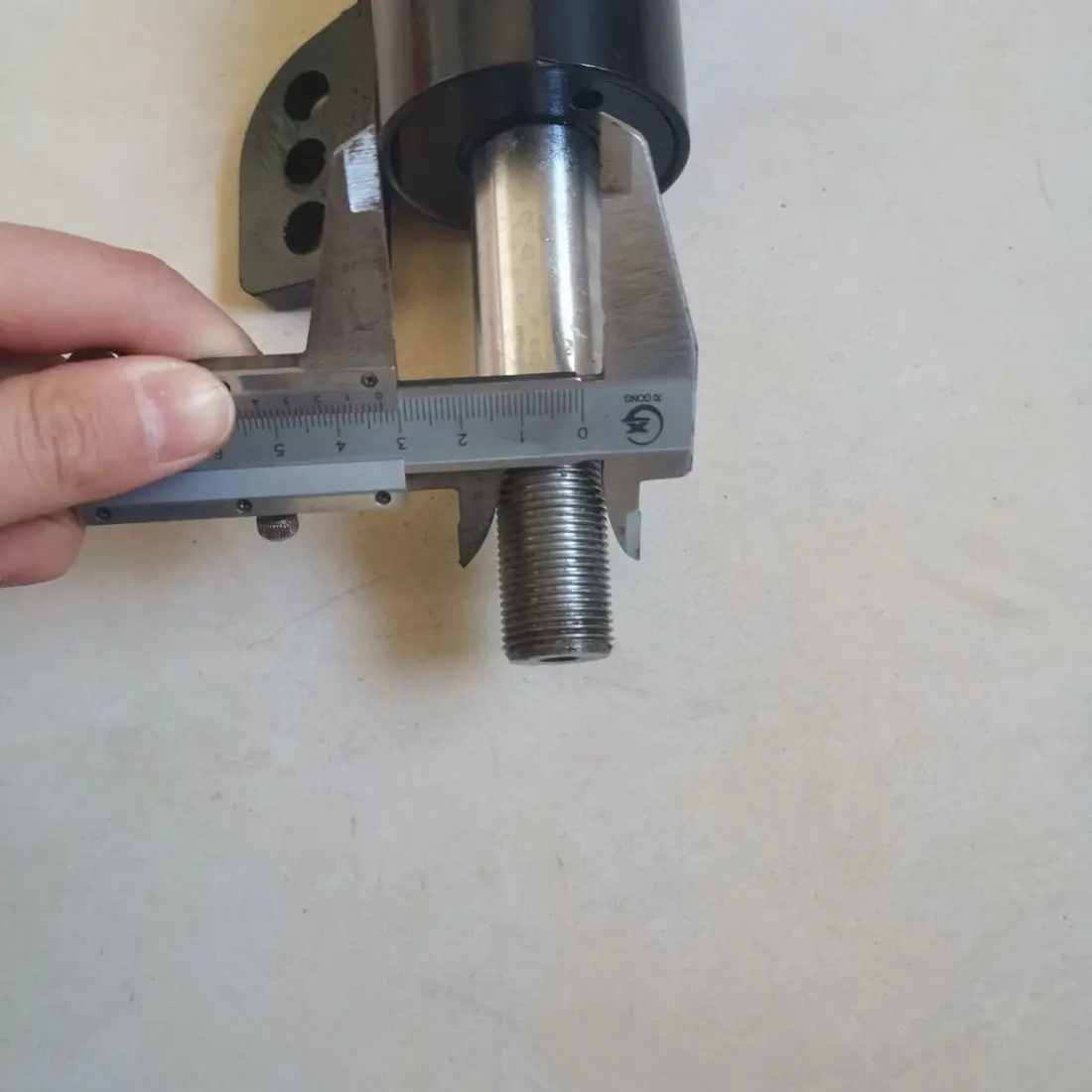 ملحقات جرار Kesdil 704 804 أسطوانة توجيه المحور الأمامي Ningbo 704 أسطوانة اتجاهية