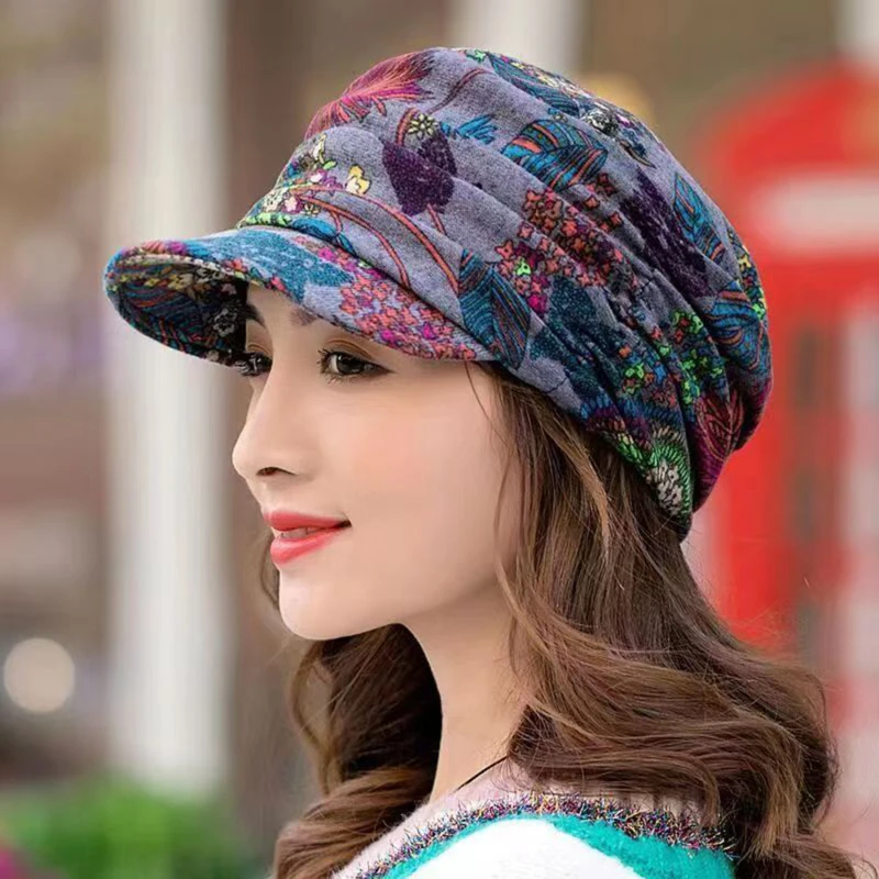 New Autumn Women Peaked Cap Short Brim Warm Foldable Earflap Women Cap Ethnic Style Floral Print Winter Hat Daily Clothing