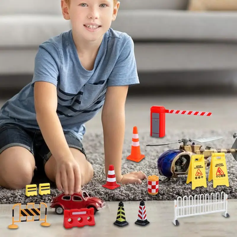 Conos de tráfico pequeños, juguetes de señal de paso de pedestres, cono de tráfico, juguetes de señal de paso de pedestal 17x, juguetes de señal de paso de pedestal, tráfico y carretera
