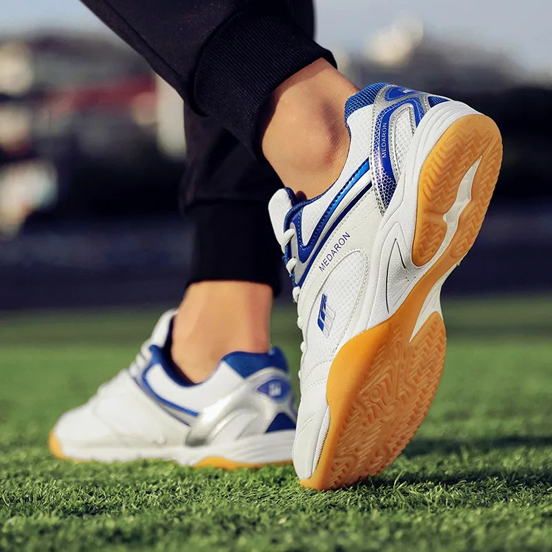 Men Table Tennis Shoes Training New High Quality Outdoor Sneakers Breathable Unisex Professional Handball Couple Badminton Shoes