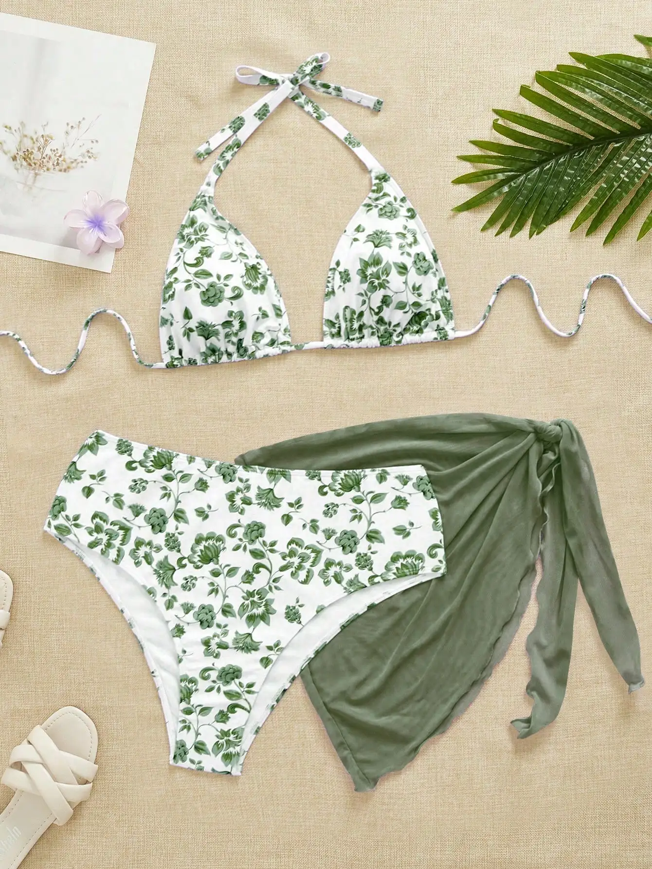 

Женский комплект бикини из 3 предметов с цветочным принтом, топ-халтер и трусики с высокой талией