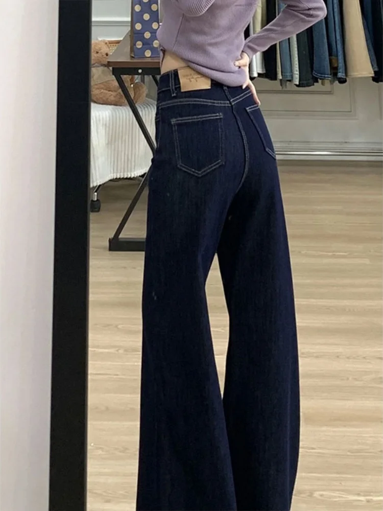 Damskie dżinsy z podszewką, lekko rozszerzane, nowość na jesień i zimę 2025, plus size, wygodne, długie spodnie, styl casual.