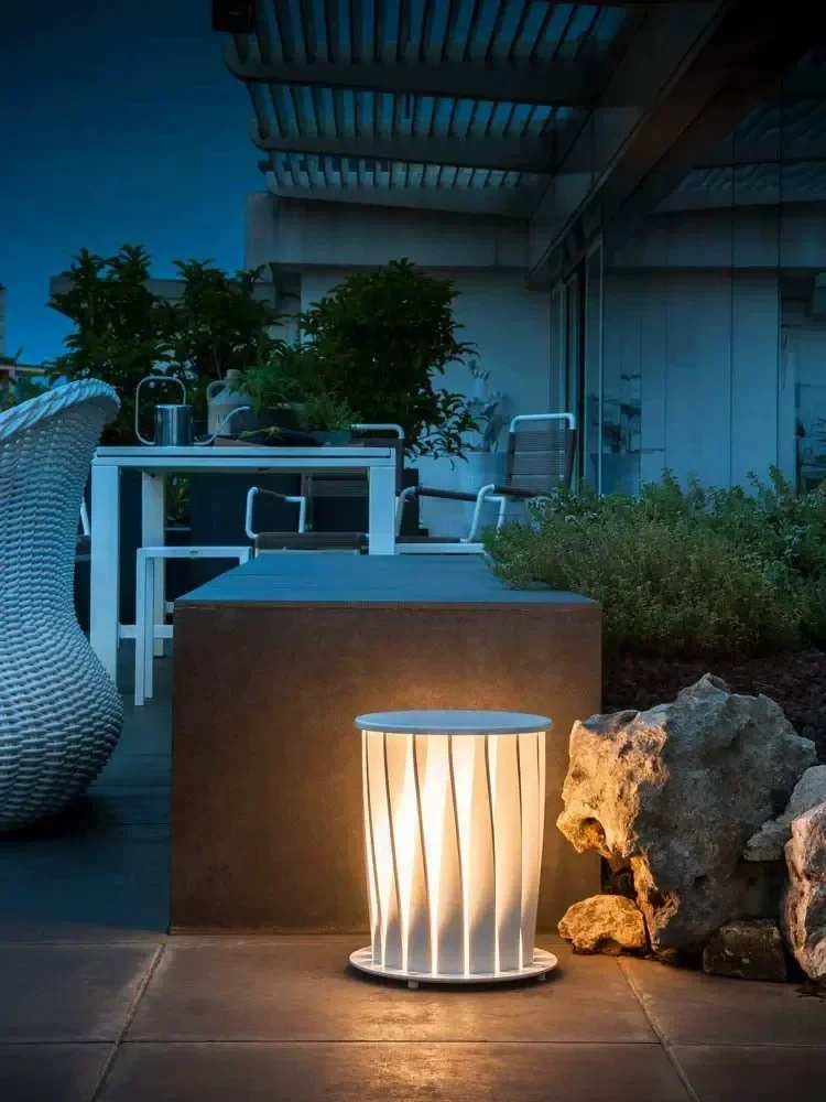 Outdoor zonne-energie gazonverlichting Scandinavische sfeer tuinlandschap lamp villa LED-verlichting waterdichte binnenplaatslamp