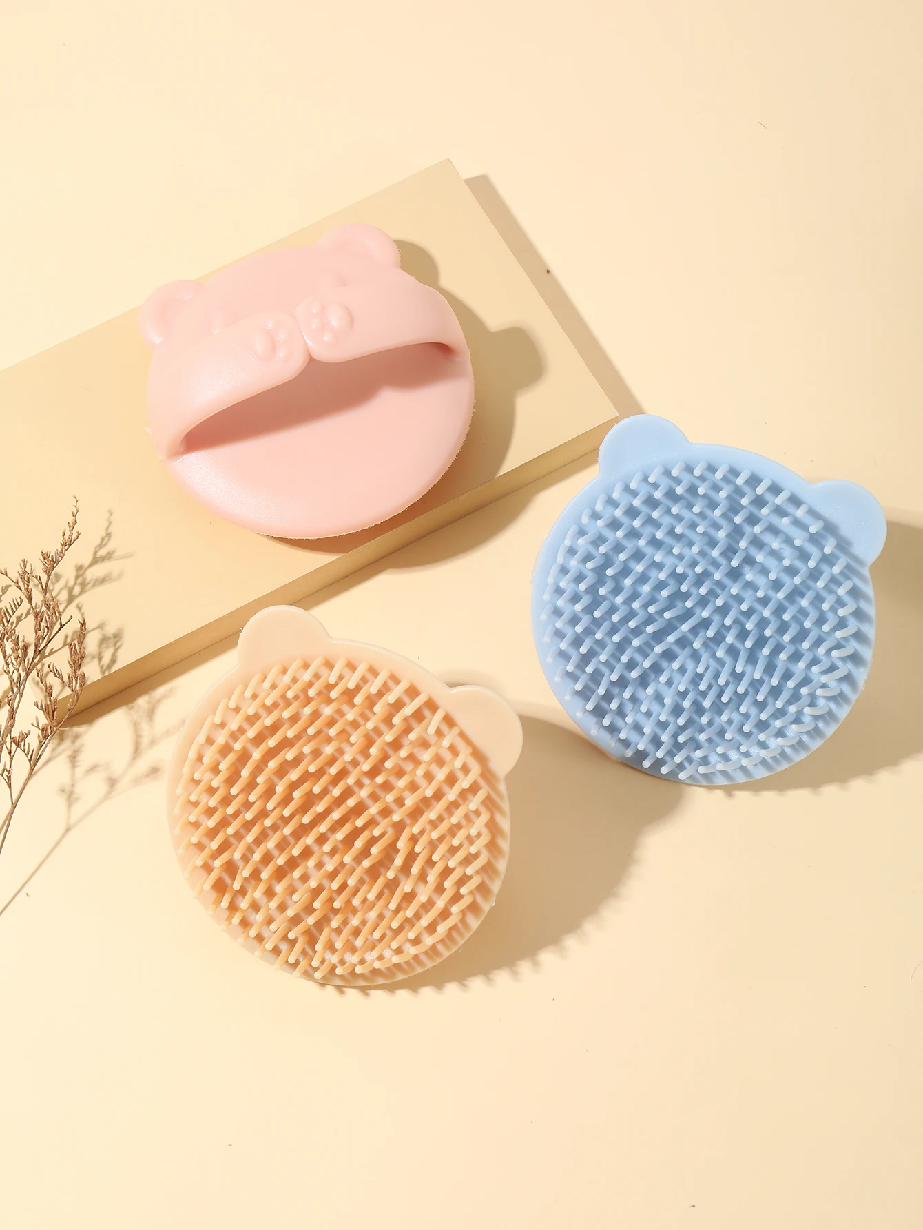 Niedliche Bärenförmige Silikon-Shampoo- und Massagebürste, Weiches Silikon, Tiefenreinigung für Haar und Haaraccessoires – Detail 1