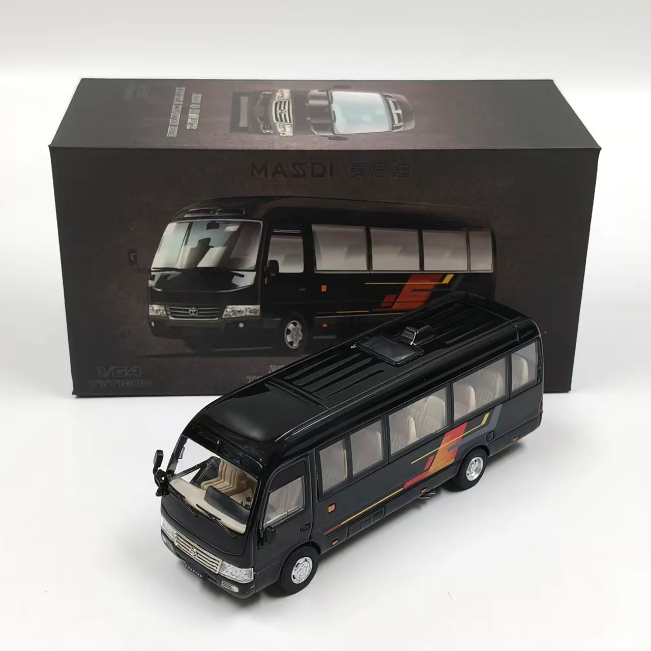 다이캐스트 1:64 스케일 토요타 코스터 럭셔리 미니버스 MPV 합금 자동차 모델 수집용 장난감 선물 기념품 장식품