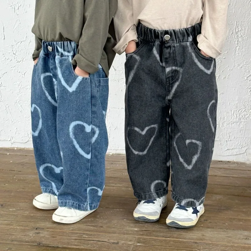 

Baby Jeans Pants 1-11Y Children's Straight Loose Heart Design Boy Girls Spring Autumn Clothing School Party Sport Denim Trousers