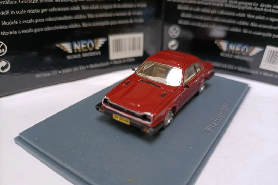 Neo 1:87 Prelude MK1 1981 Vintage Car Simulation Limited Edition Resin Metal Static Car Model Toy Gift