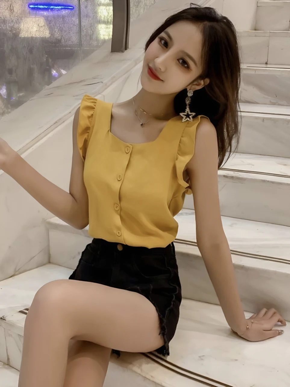 

Summer New Style Women's Sweet Buttonless Sleeveless Chiffon Vest Shirt Wooden Trim Commute Style Loose Fit UV Protection