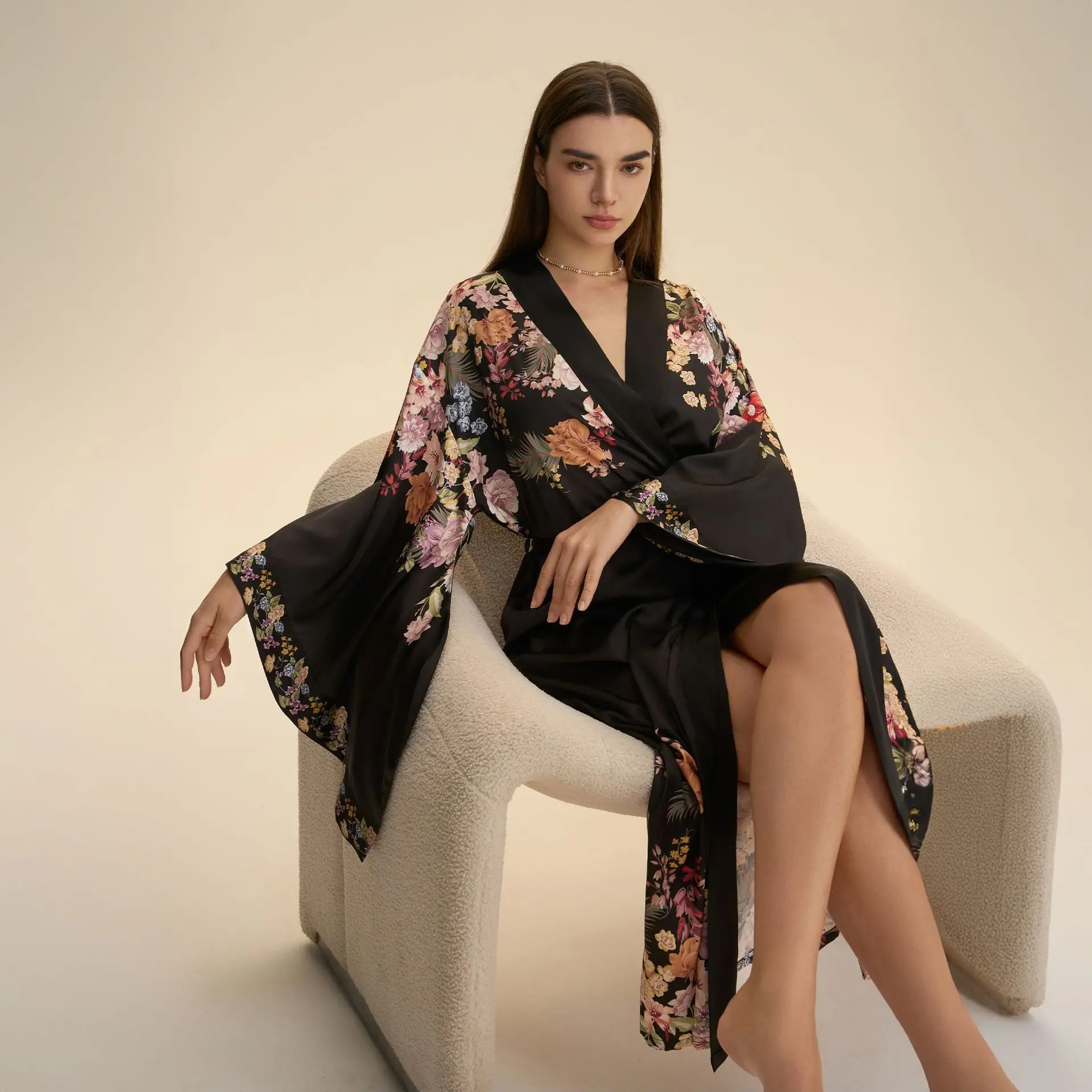 

Black Female Long Robe Home Dress Print Flower Bathrobe Kimono Elegant Ice Silk Sleepwear Nightgown Loose Pajama