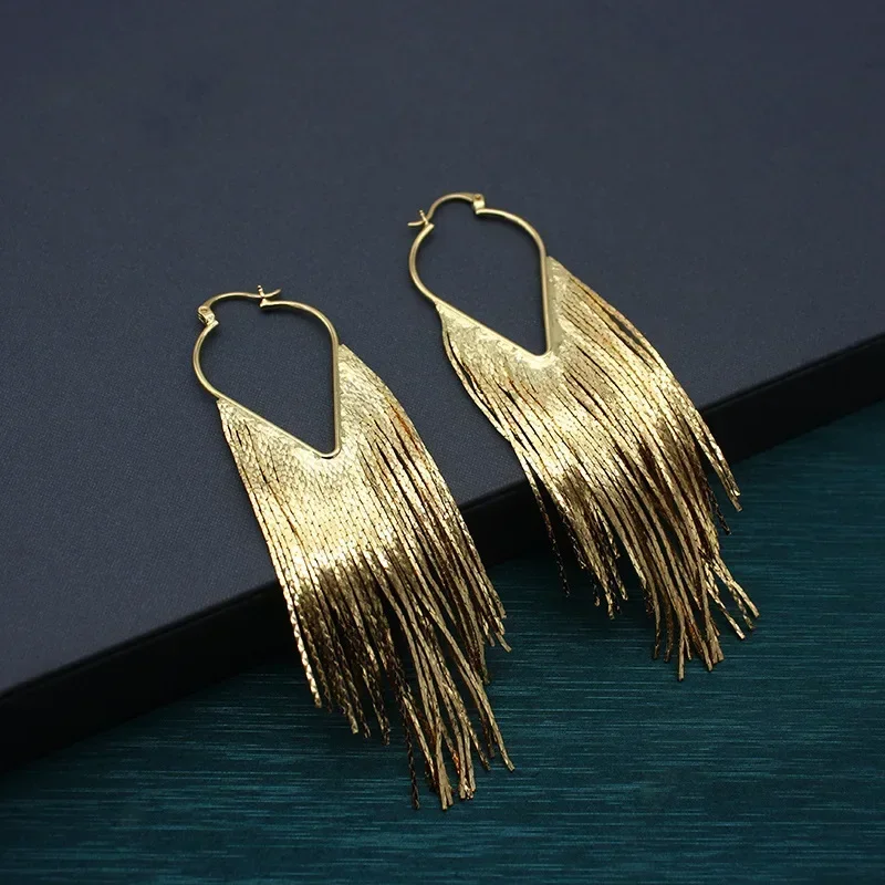 European and American Jewelry Long Shining Tassel Long Face-enhancing Small Earrings Versatile Temperament Earrings