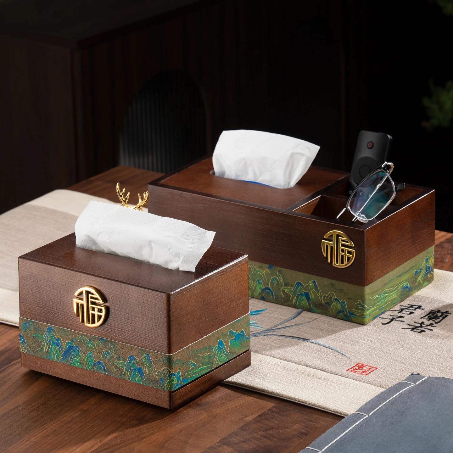 

New Chinese-style living room desktop tissue box household paper drawing high-end storage box creative decoration