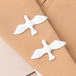 Trendy Animal Brooch Pins Creative Big Collar Suit Versatile Collar Needle Cute Peace Dove White Dove Cartoon Brooch Accessory