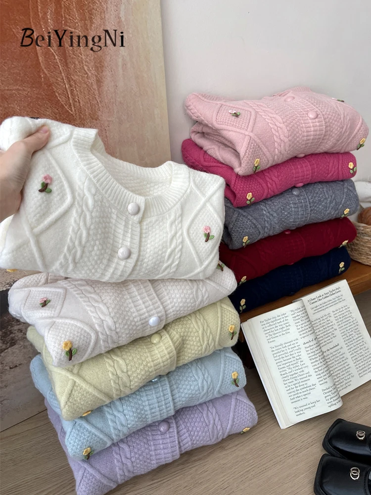 

Beiyingni корейские милые женские кардиганы с цветочной вышивкой, зимние вязаные пальто, женские пуговицы, милый теплый свитер, верхняя одежда