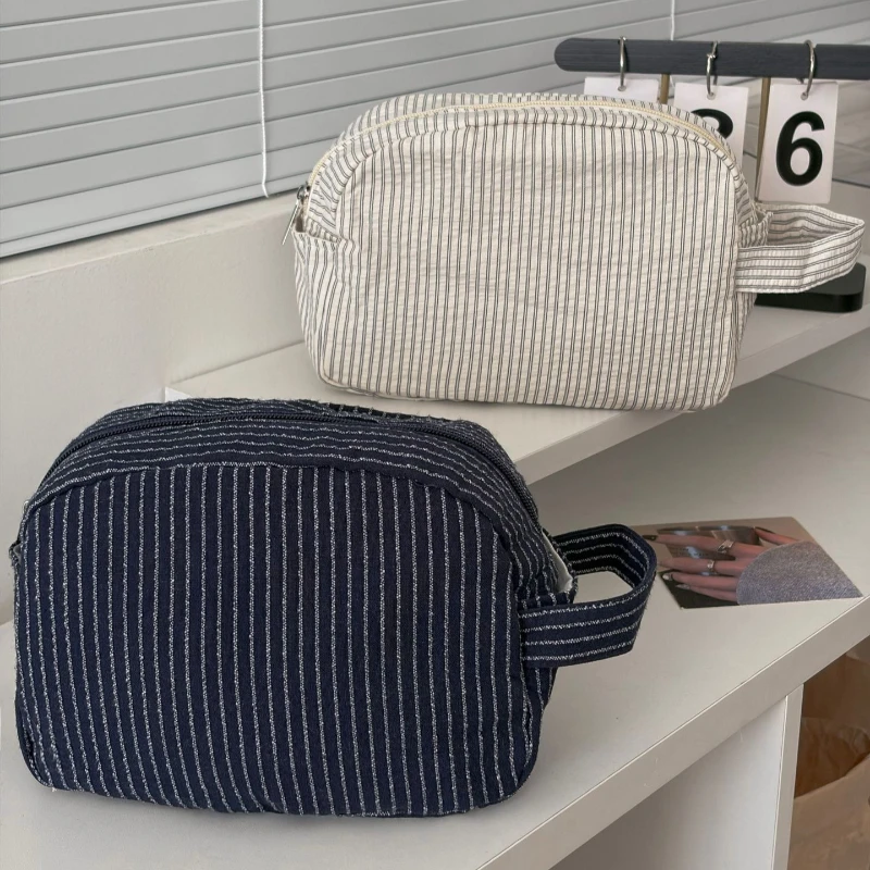 Modische Gestreifte Große Tragbare Kosmetiktasche für Damen und Herren Outdoor-Reise-Toilettentasche Make-up-Handtasche Reise-Aufbewahrungstasche