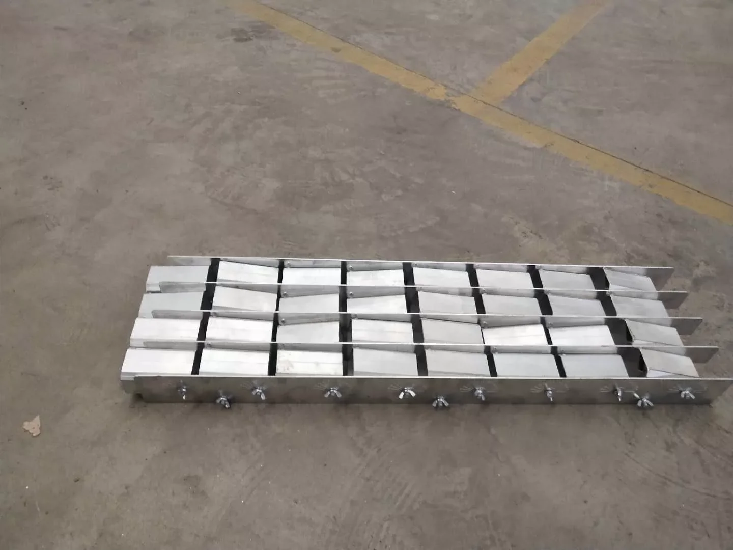 T-slot flexible connector for profile and frame systems, aluminium adjustable angle frame 2 in 64mm