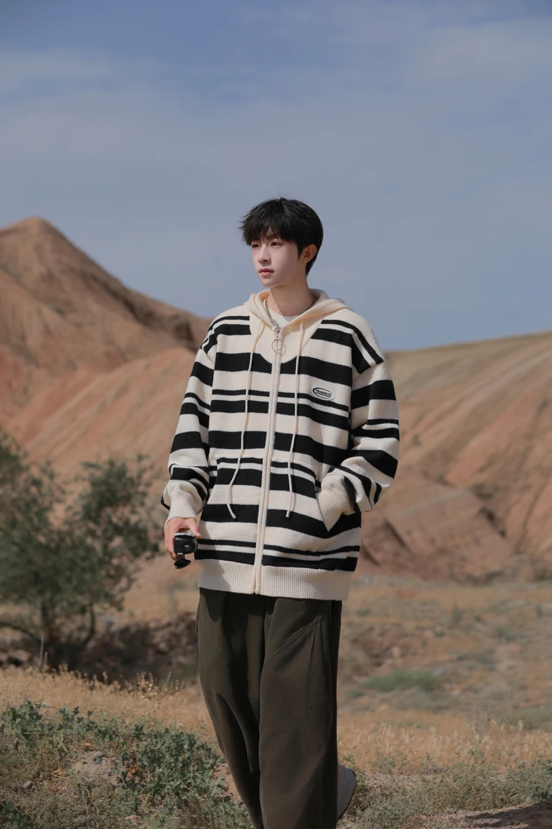 Autumn Winter Men's Striped Sweater Hooded Cardigan Unisex All-match Zipper Jacket Warm Clothes Studient Daliy Knit Jumper