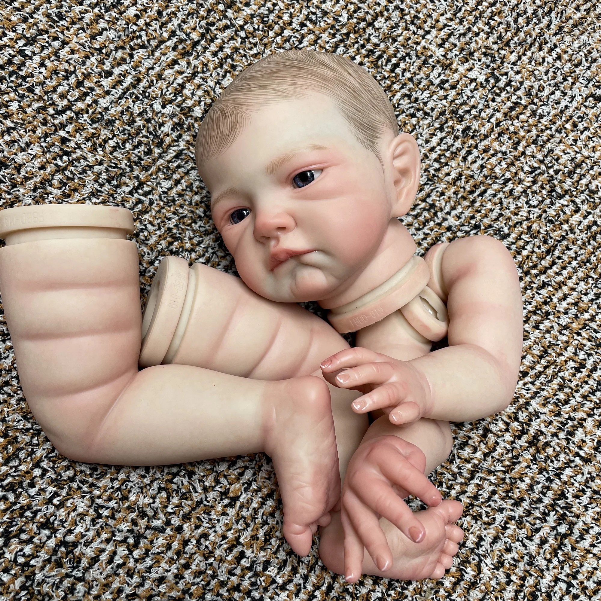 50cm offene Augen August wieder geborene Babypuppen-Kits Künstler gemalt bebe wieder geborene Puppen teile Spielzeug unvollendete Puppen-Kits wieder geboren sin pintar