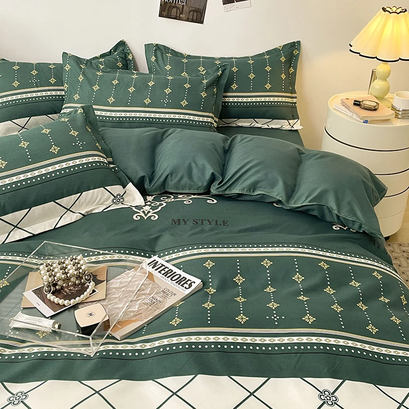 Latticed Luxury Retro Comforter Cover Queen Bedding Set with Pillowcases Nordic Simple Dark Green Duvet Cover Set for Bedroom