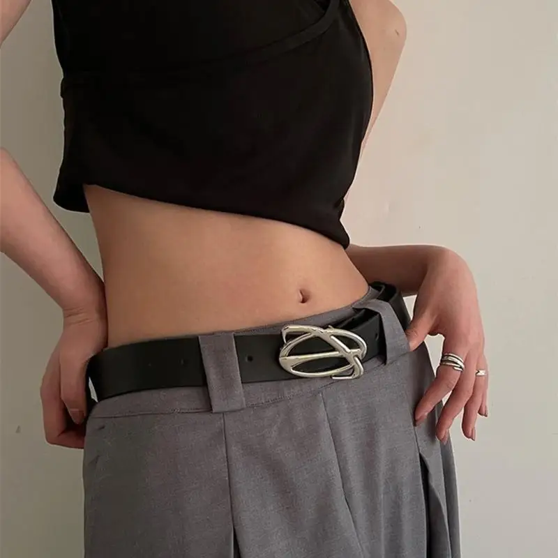 39BD PU-Ledergürtel für Damen, Metall-Dornschnalle, schwarzer Gürtel für Jeans und Hosen – Detail 2