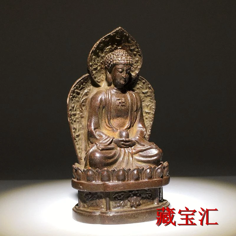 The old goods are as good as  day pulp Sakyamuni enshrines  Buddha statue tabletop bronze utensils