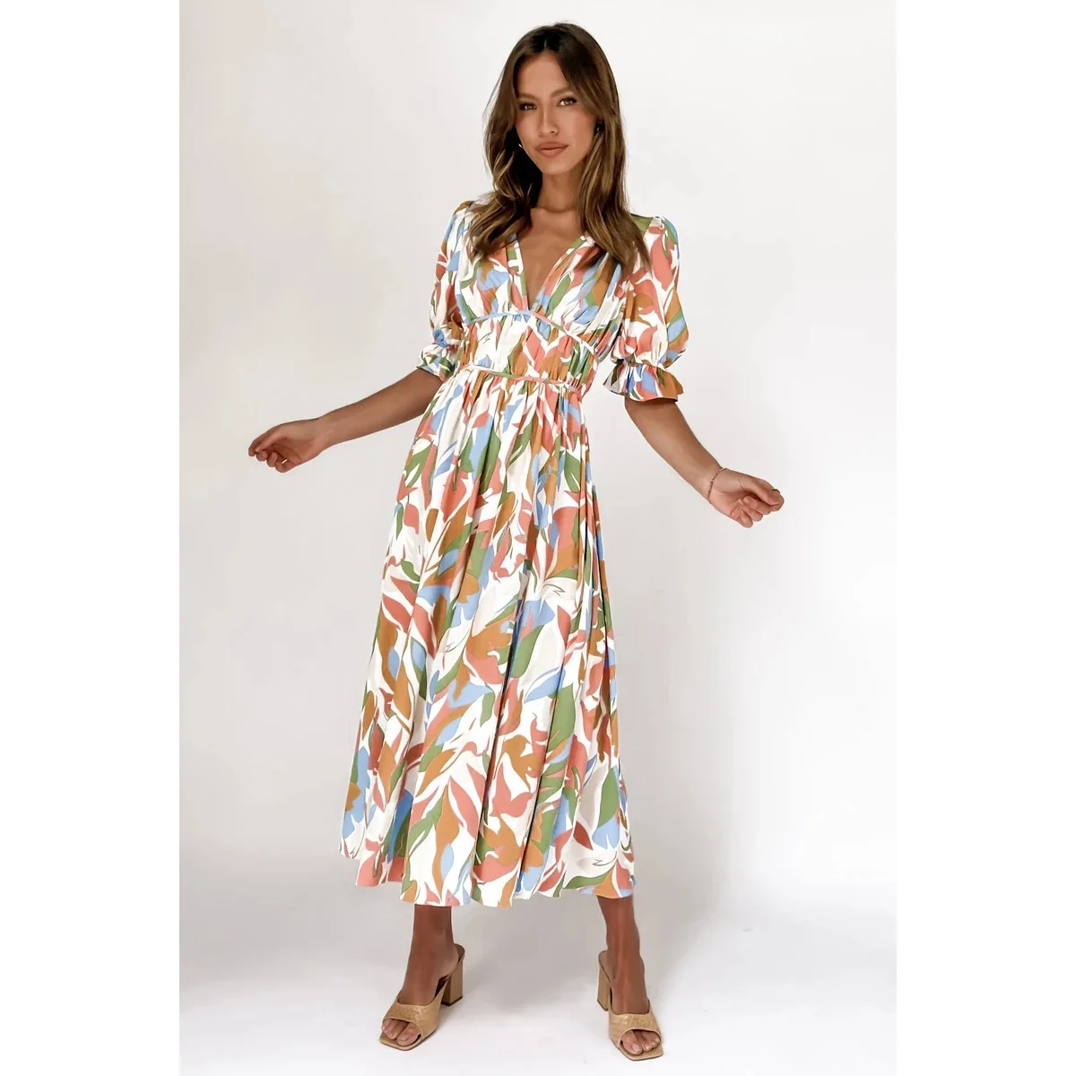 فستان متوسط الطول بطباعة رقمية جديدة لربيع وصيف 2025 22045