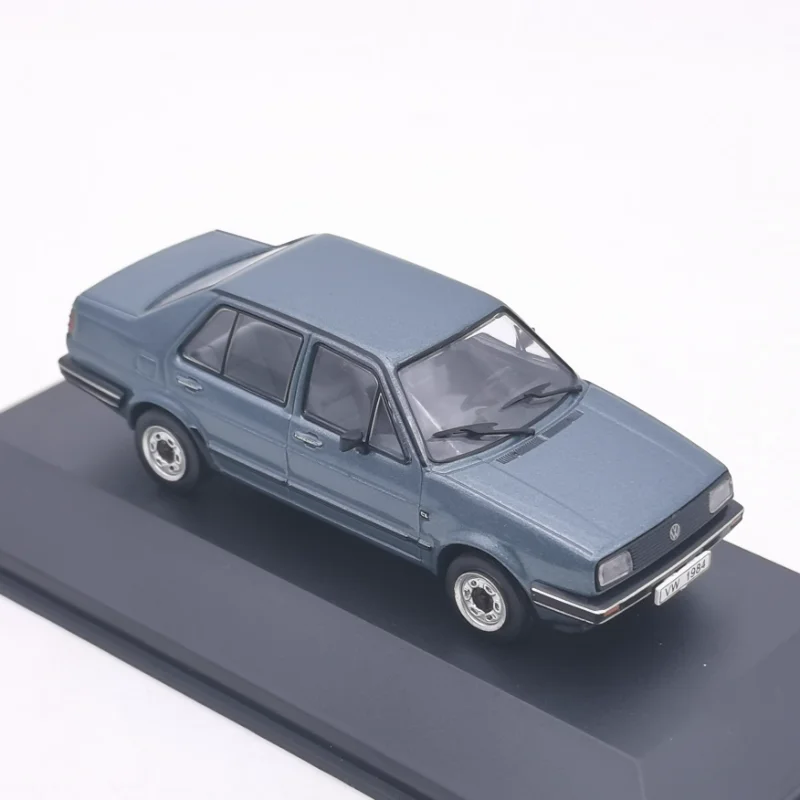ixo-1-43-scale-vw-jetta-1984-alloy-car-model