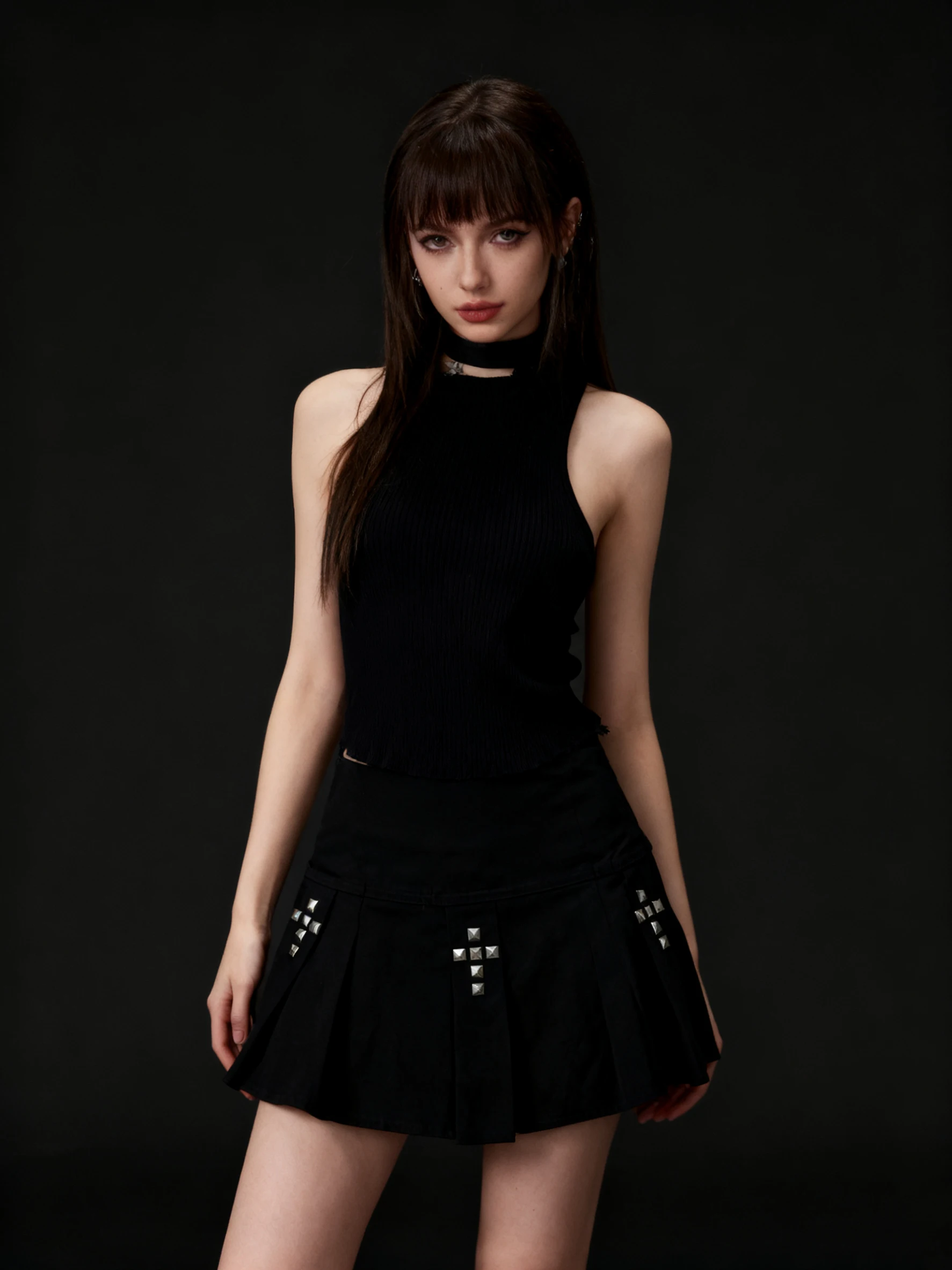 

Y2K retro Harajuku spicy girl gothic punk half skirt summer American spicy girl cross sticker diamond pleated skirt emo