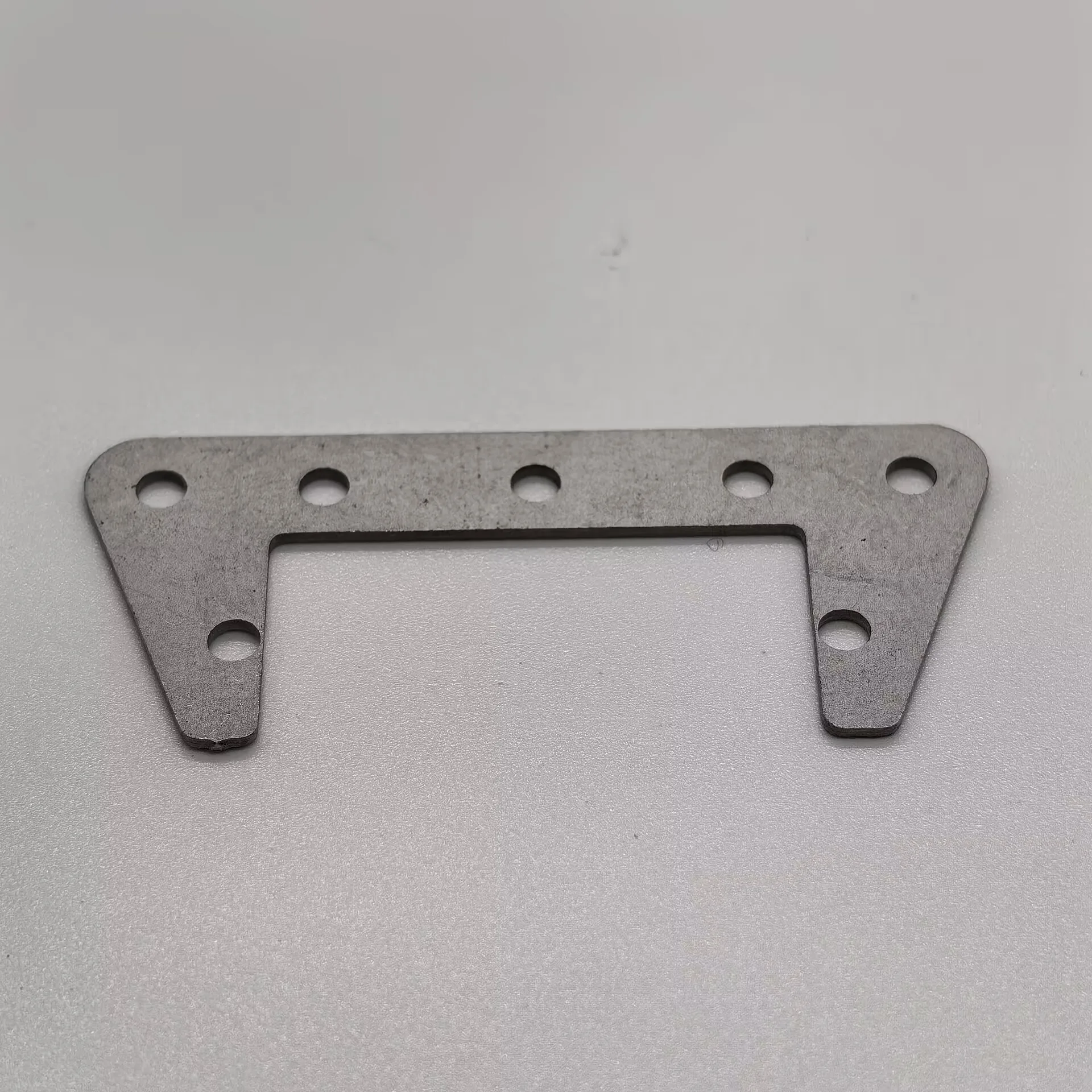 1 Set 1/14 Modell-Traktor-Schlammfahrwerk mit Differenzialsperre, Zugdraht und Servositz 2-in-1 Einteilig für Tamiya Scania LKW DIY-Teile – Detail 3