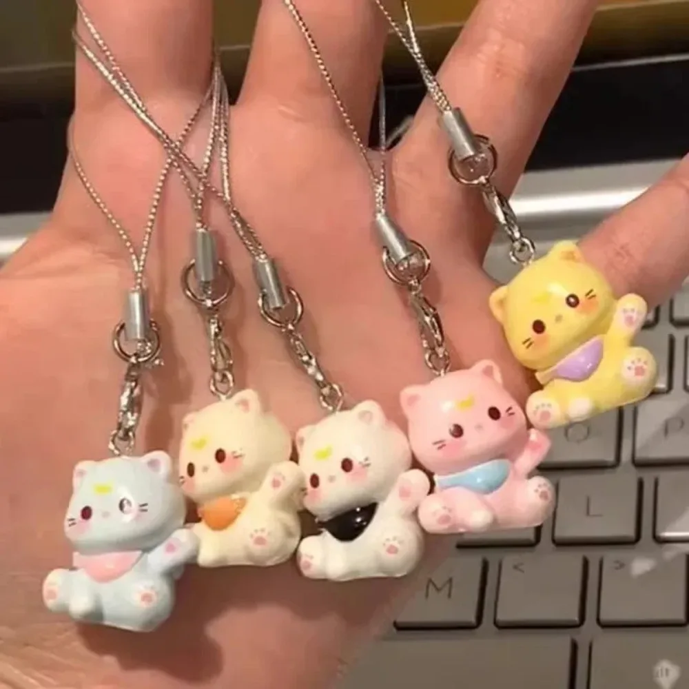 Cute Cartoon Cat Keychain Mobile Phone Chain Resin Headphone Bag Bag Pendant Couple Keychain Gift Jewelry for Female Friends