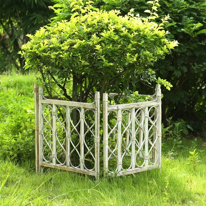 Outdoor courtyard, yard fence, preservative wood fence, outdoor garden, vegetable garden fence, wooden flower bed partition deco