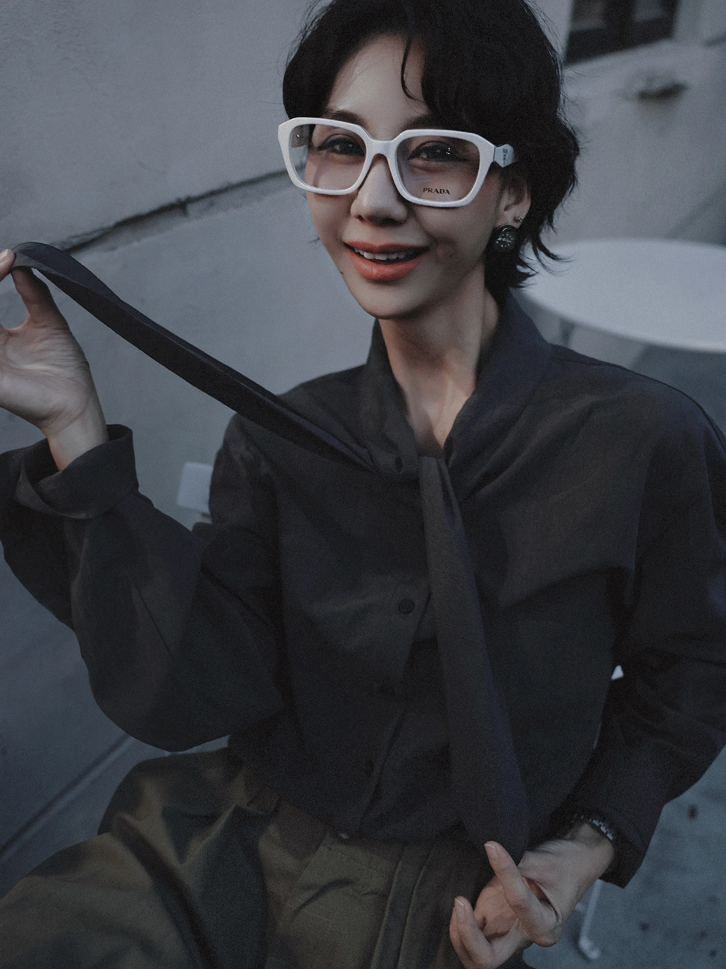 

TT Rou Dezhang Long Sve irt Women's Autumn New Sle Lenzing Layered Top Flowing Collar Slim Fit Button Detail