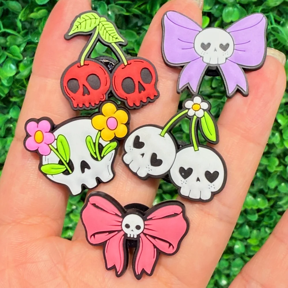 Neue 1-13 stücke Cartoon Schädel Kerze Kirsche PVC Schuh Charms Garten Schuhe Taste Dekorationen Sandalen Zubehör Kind Halloween geschenk – Detail 1