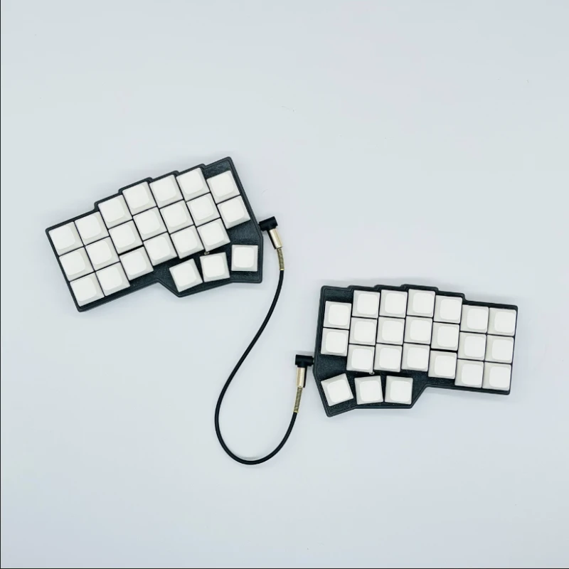 

Проводная разделенная клавиатура CORNE, разделенная вручную, эргономичная, QMK, разделенная горячая замена, RGB VIAL, пользовательские клавиатуры для левой и правой руки, подарок для ПК-геймера