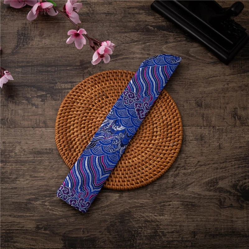 Chinese Classical Hand Fan Cover Bag Vintage Embroidery Auspicious Clouds Heldheld Folding Fan Sleeve Protector