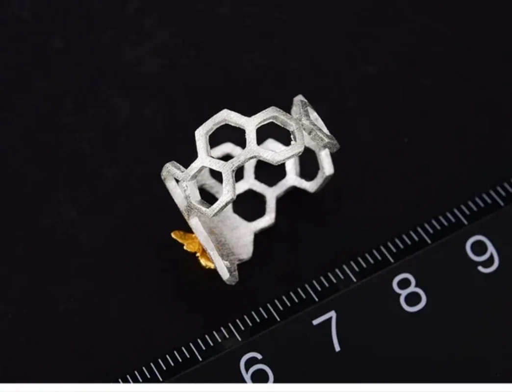 1Pc Exquisite Honeycomb Bee Creative Fashion Zirconia Silver Ring Men and Women Party Daily Gifts Gift Giving Open  Ring