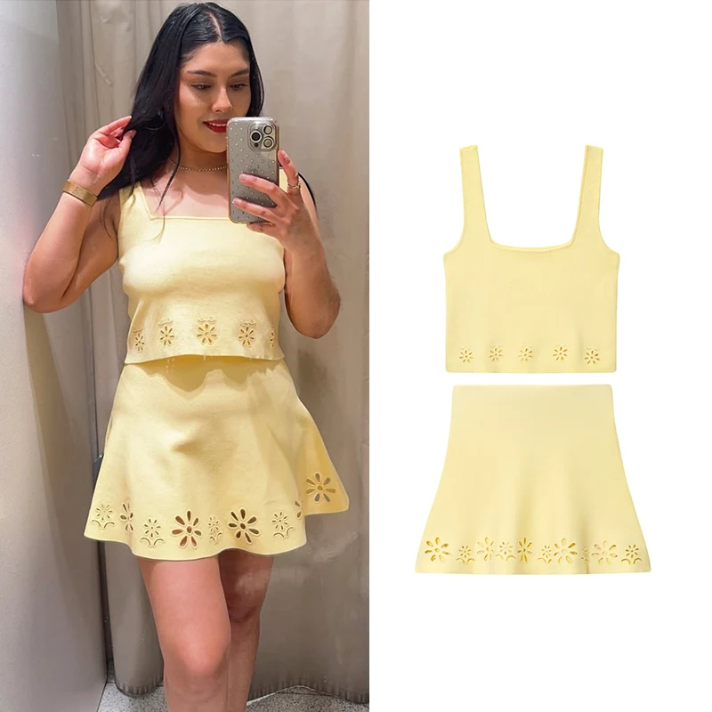 

Embroidery Sets Summer Women's 2025 New Chic Elastic Slim Mini Skirts Sets Elegant Fashion Youth Travel Holiday 2-piece Set