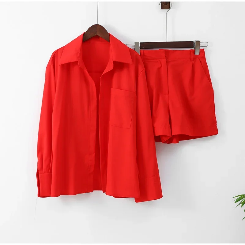 

Leisurely Women's Outfits Sets Button Pockets Lapel Shirt Short Pant Elegant Long Sleeves 2 Pieces Vacation Solid Blouse Sets