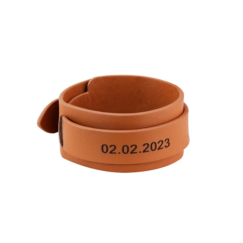 2023 Vintage Personalized Leather Bangle Bracelet For Men Custom Engraving Anniversary Date Wristband Retro Jewelry Gifts