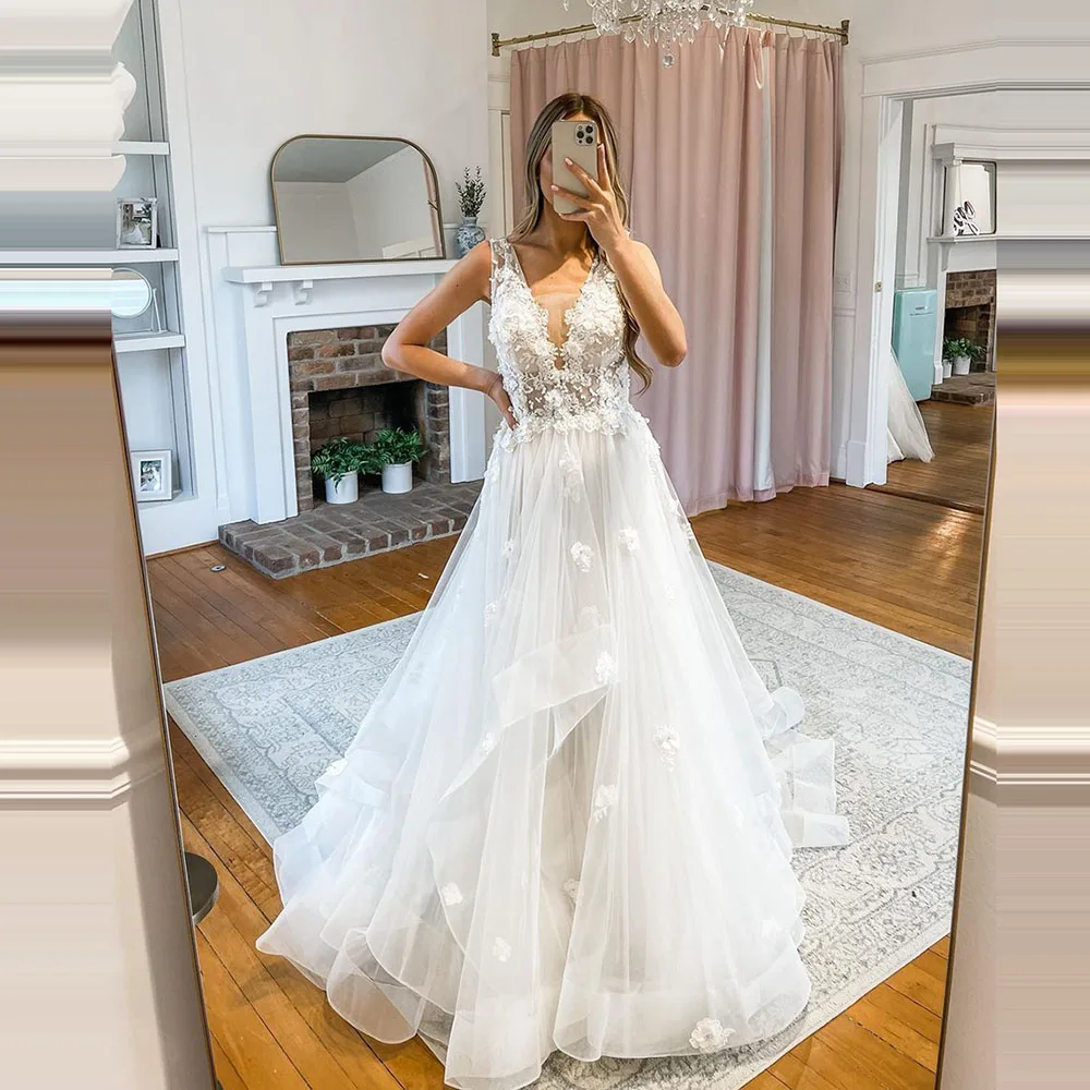 

Doymeny Princess Wedding Dresses Boho V-neck Backless Bridal Gowns Lace Appliques Sweep Trian Ruched Bride Dress 2023