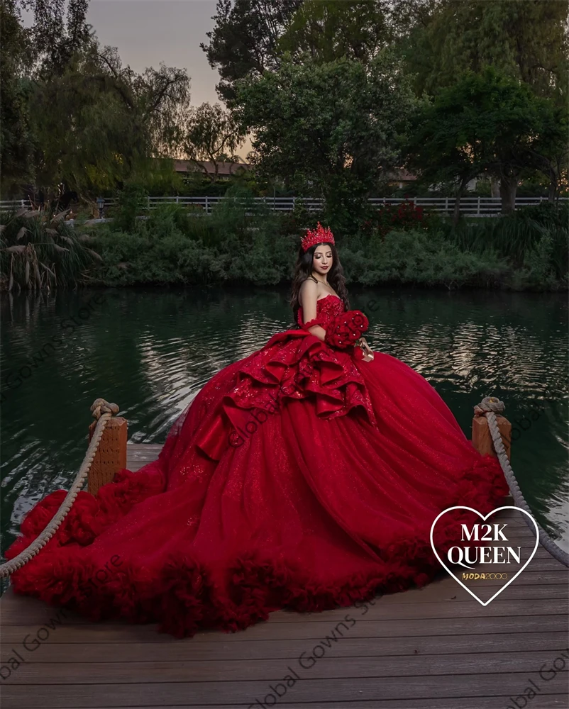 Vestido Quinceanera vermelho do arco do ombro, Apliques frisados, Vestido de baile formal, Vestido de babados em camadas, México Ball Dress