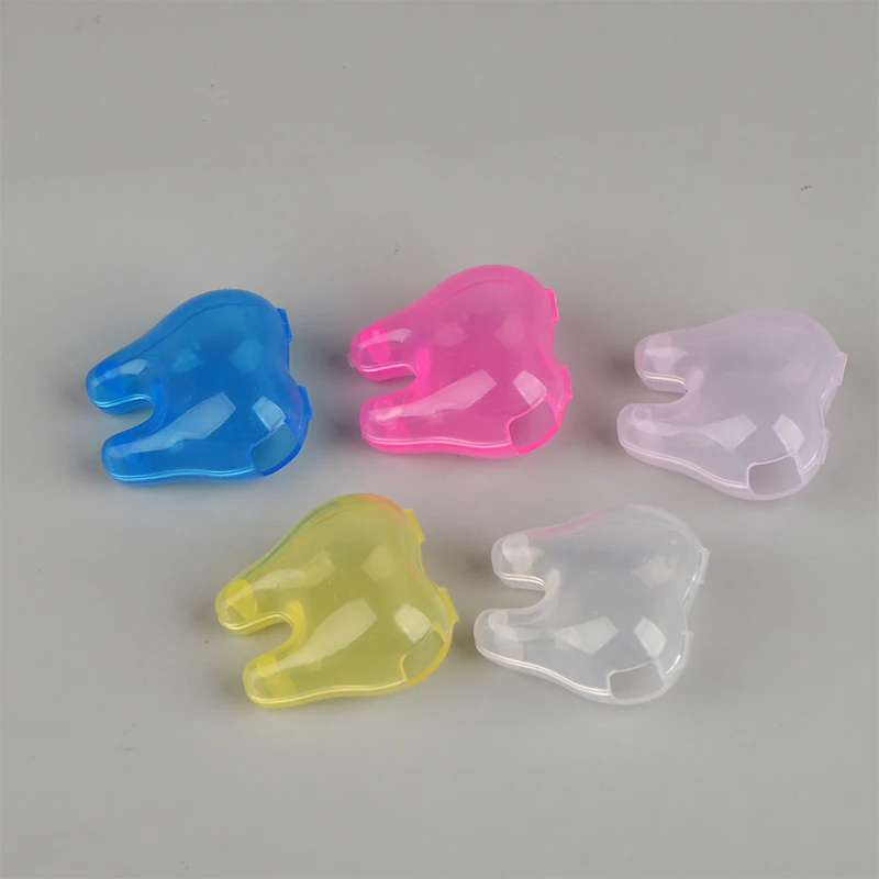 Teeth Style Portable Toothbrush Head Cover Clips Plastic Dustproof Germproof Protector Caps Travel Camping Bathroom Accessor