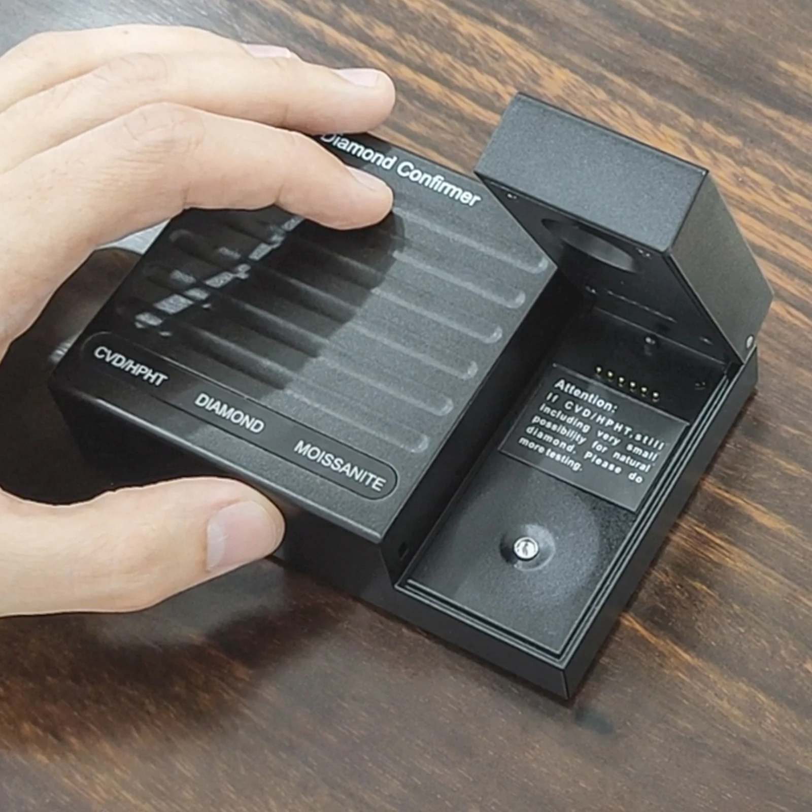 New Arrivals Professional Diamond CVD/HPHT Moissanite Testers Test Machine Fable Multi Function Diamond Testing Jeweler Tool