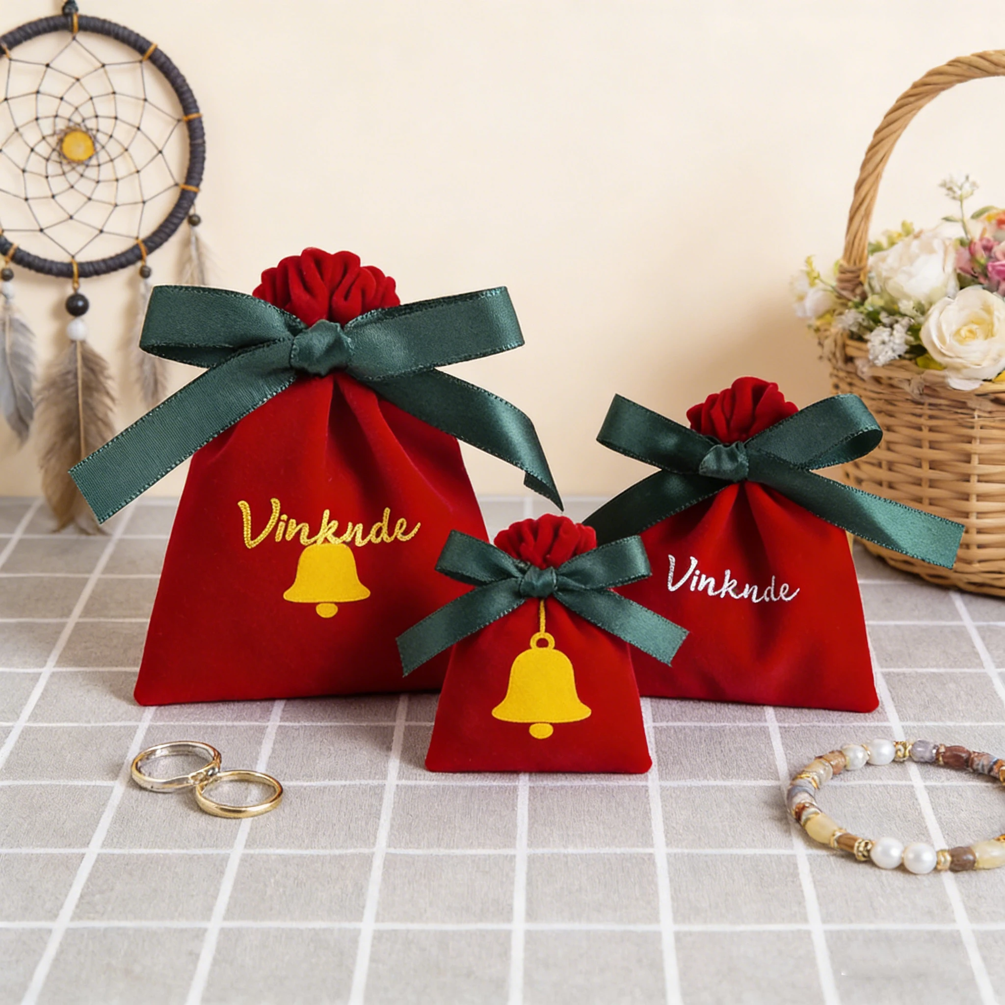 

50pcs Bulk Personalization Logo Velvet Jewelry Pouch Earrings Rings Makeup Packaging Bag Ribbon Drawstring Gift Organizer Sack