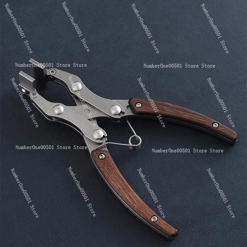 

Nattools Handmade DIY Artisan Leather Craft Tools Leather Flat Pliers Stainless Steel Professional Double Pliers