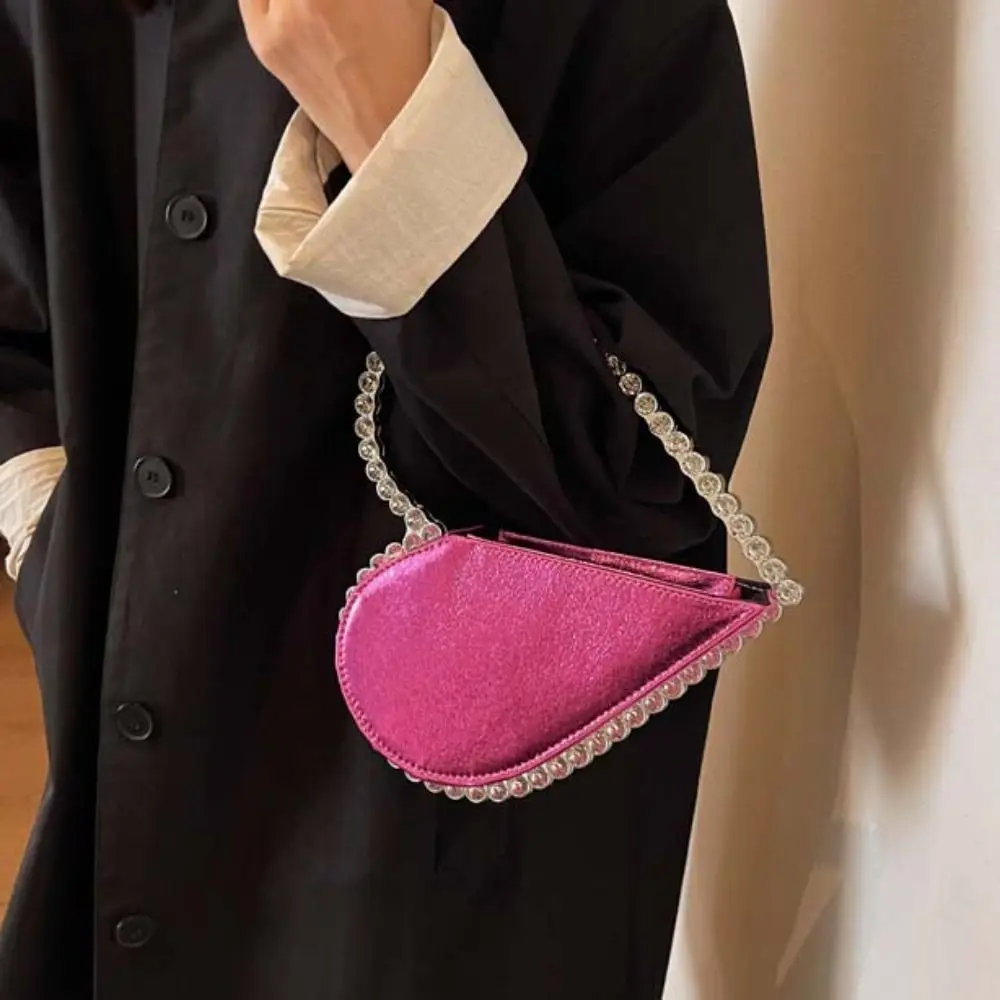 Borsa da banchetto da sera con strass borsa a tracolla di grande capacità borsa a forma di amore borsa da polso con manico in metallo pochette da